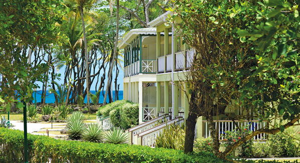 Dominica Rosalie Bay