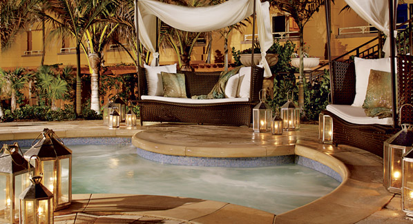 Palm Beach Eau Resort