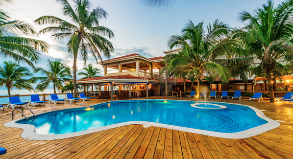 Belize SunBreeze Restaurant and Pool Deck