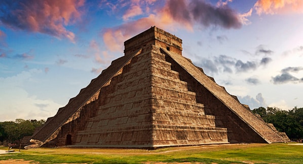 Chichén Itzá’s Kukulkan, exico