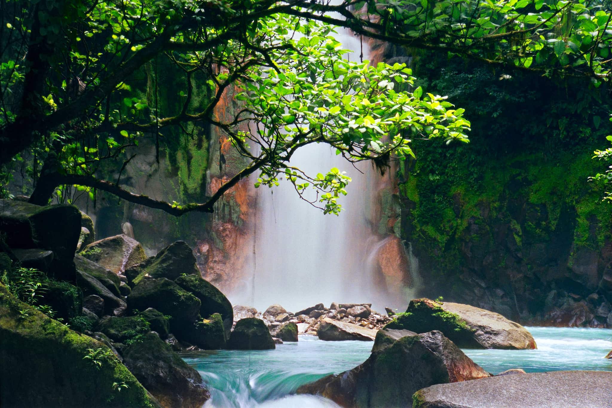 Costa Rica Celeste Waterfalls