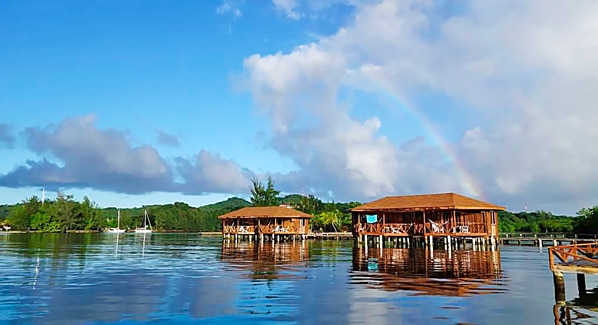 Coco View Resort Honduras