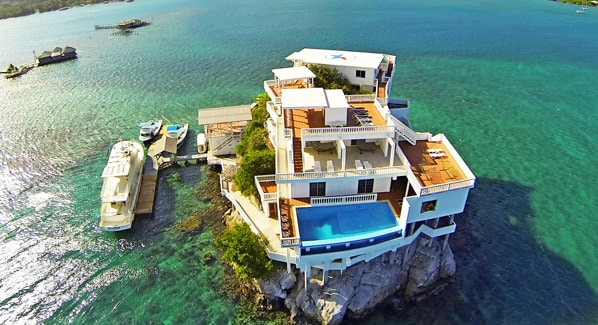 Dunbar Rock Honduras