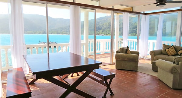 Dunbar Rock Penthouse Honduras