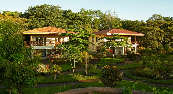 Crocodile Bay Resort Exterior