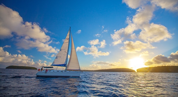 Tonga Sailing