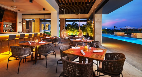 AQVA Pool Bar Panama City
