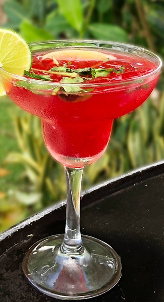 Strawberry Lime Mojito