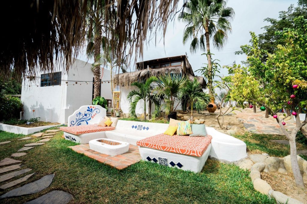Todos Santos La Bohemia